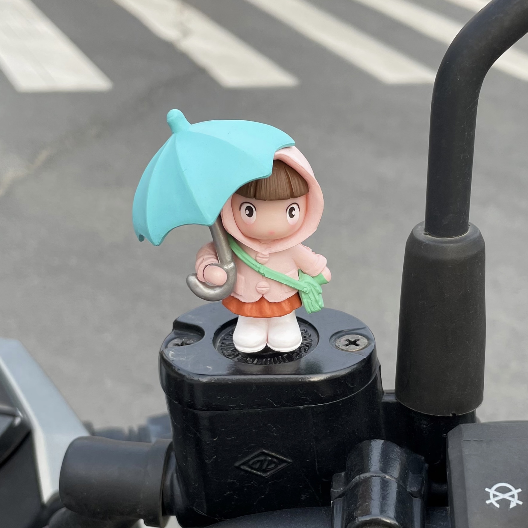 雨伞女孩电瓶电动车摩托机车装饰