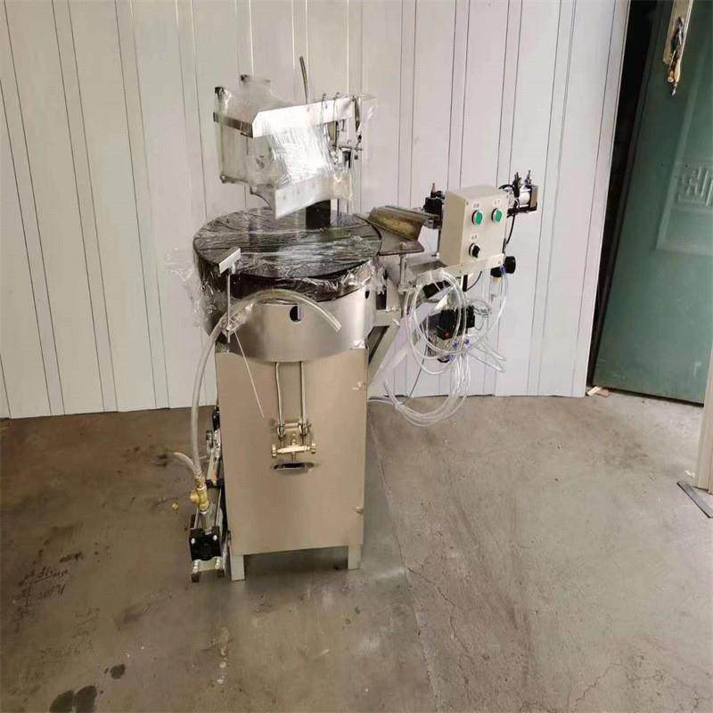 半自动推拉式煎饼机 全自动仿手工煎饼果子机 4个鏊子摊煎饼机器