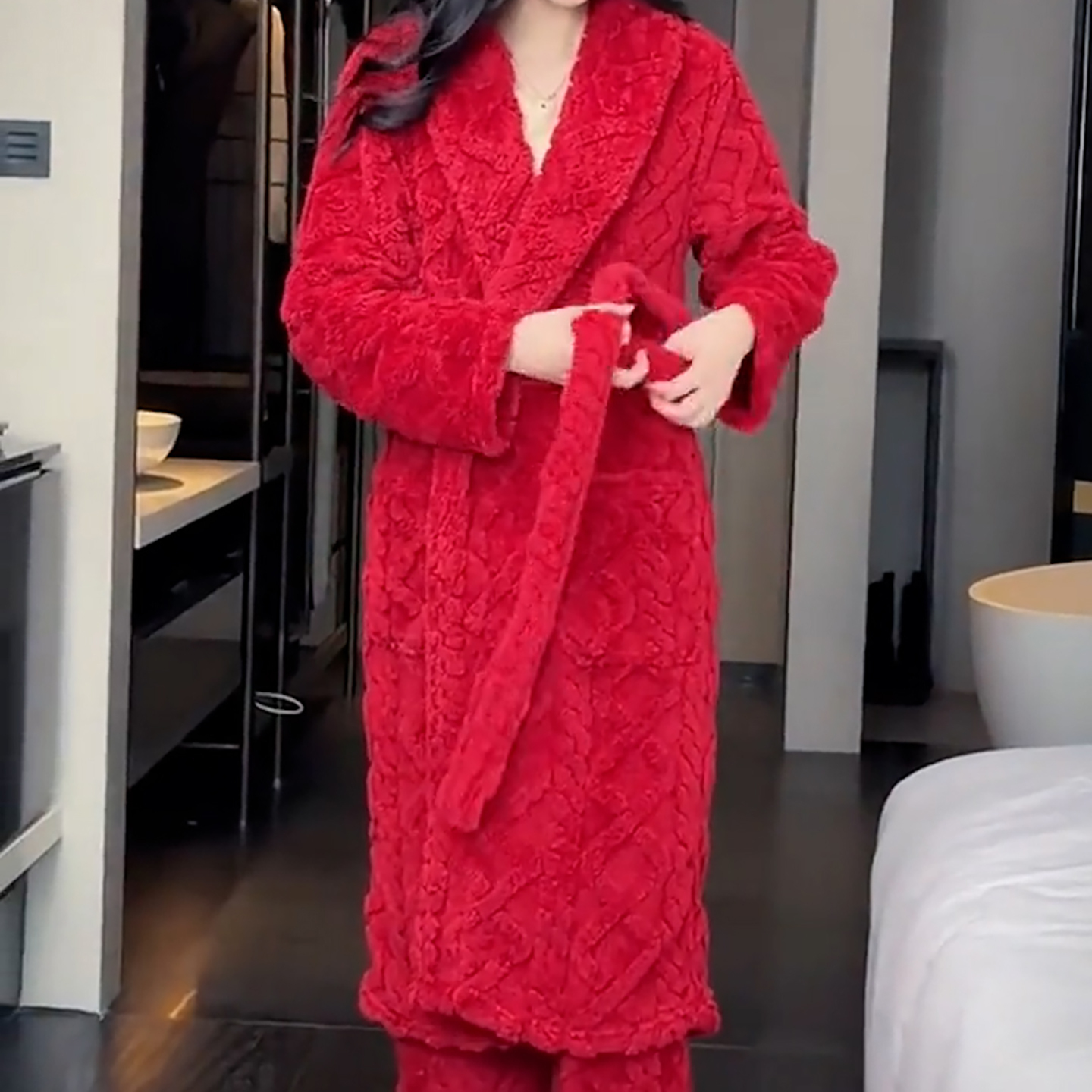 秋冬季珊瑚绒纯色加厚睡袍