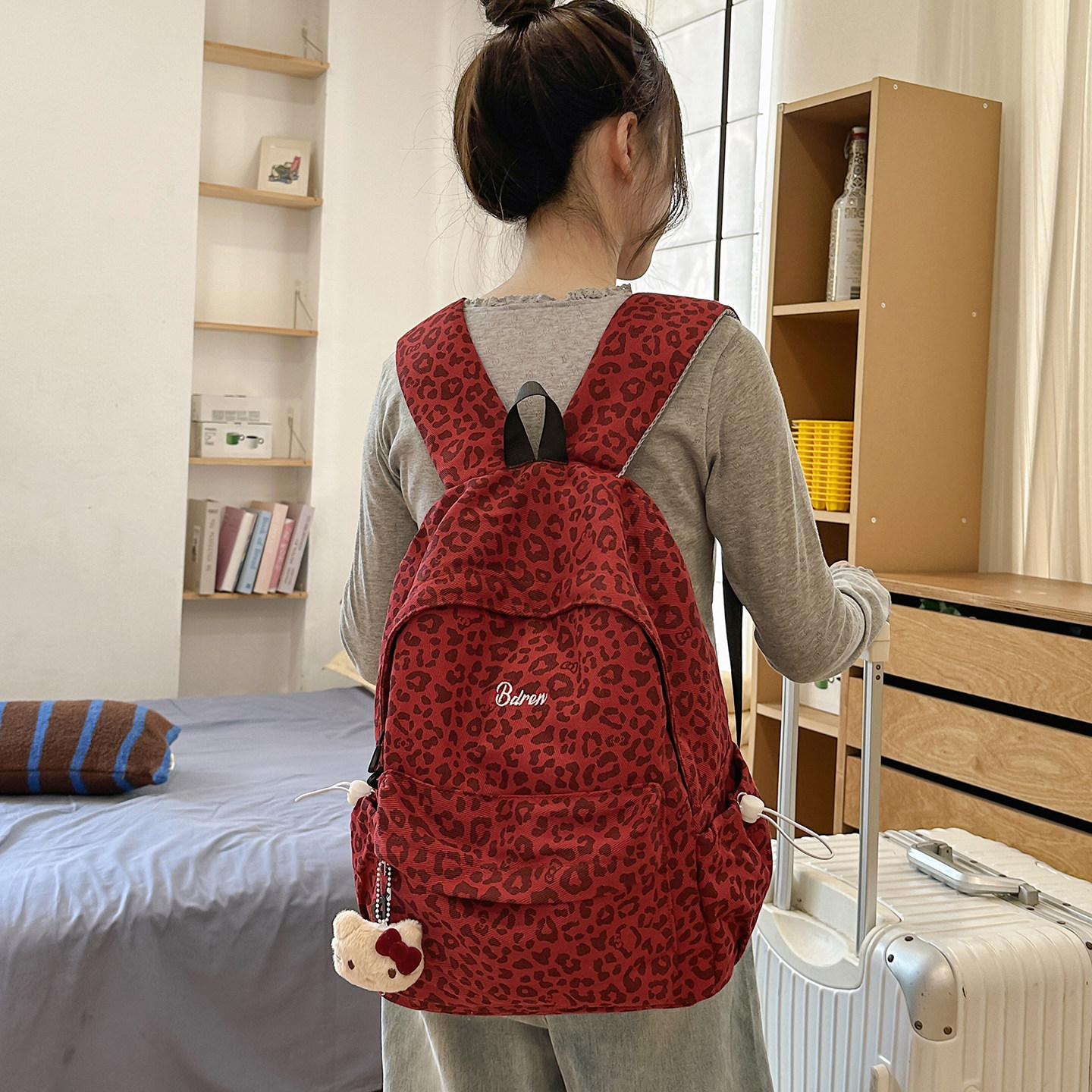 2026新款秋冬豹纹韩版高颜值旅游书包高中生女百搭通勤背包双肩包