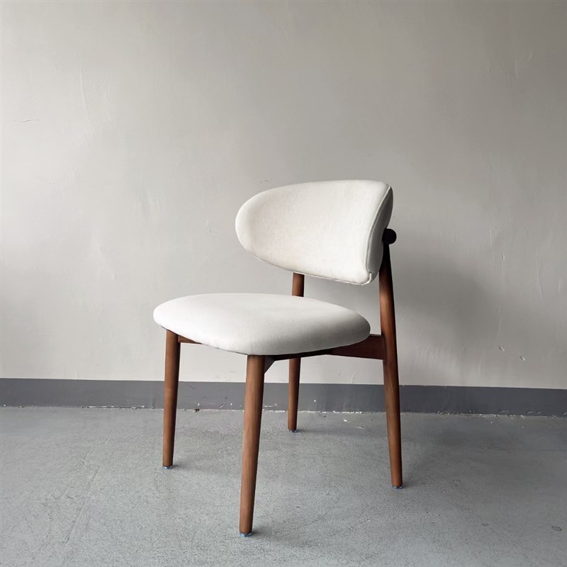 北欧实木餐椅软包靠背椅子现代简约家用卧室书桌椅酒店餐厅洽谈椅