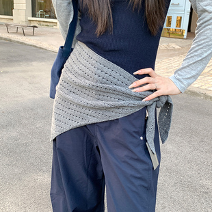 浅灰色针织镂空三角小披肩女外搭坎肩秋冬护颈围脖子腰带配饰腰封