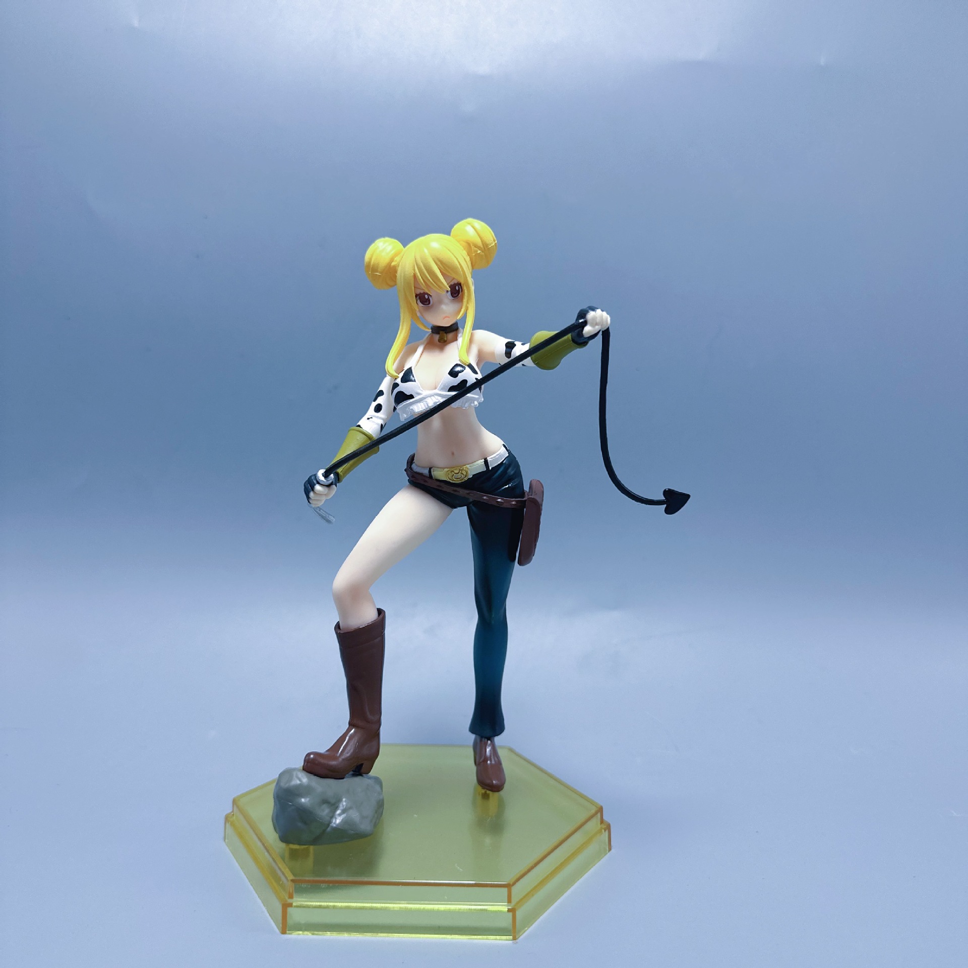 明尔屋 DX版 妖精的尾巴 DX-2 金牛座 露西 牛鞭 盒装手办模型