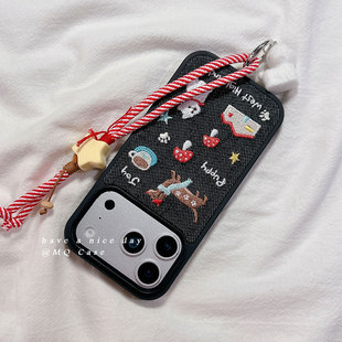 韩国网红牛仔刺绣小狗适用苹果17手机壳iPhone17Promax新款16高级感15保护套13硅胶14防摔全包带挂绳女款软壳