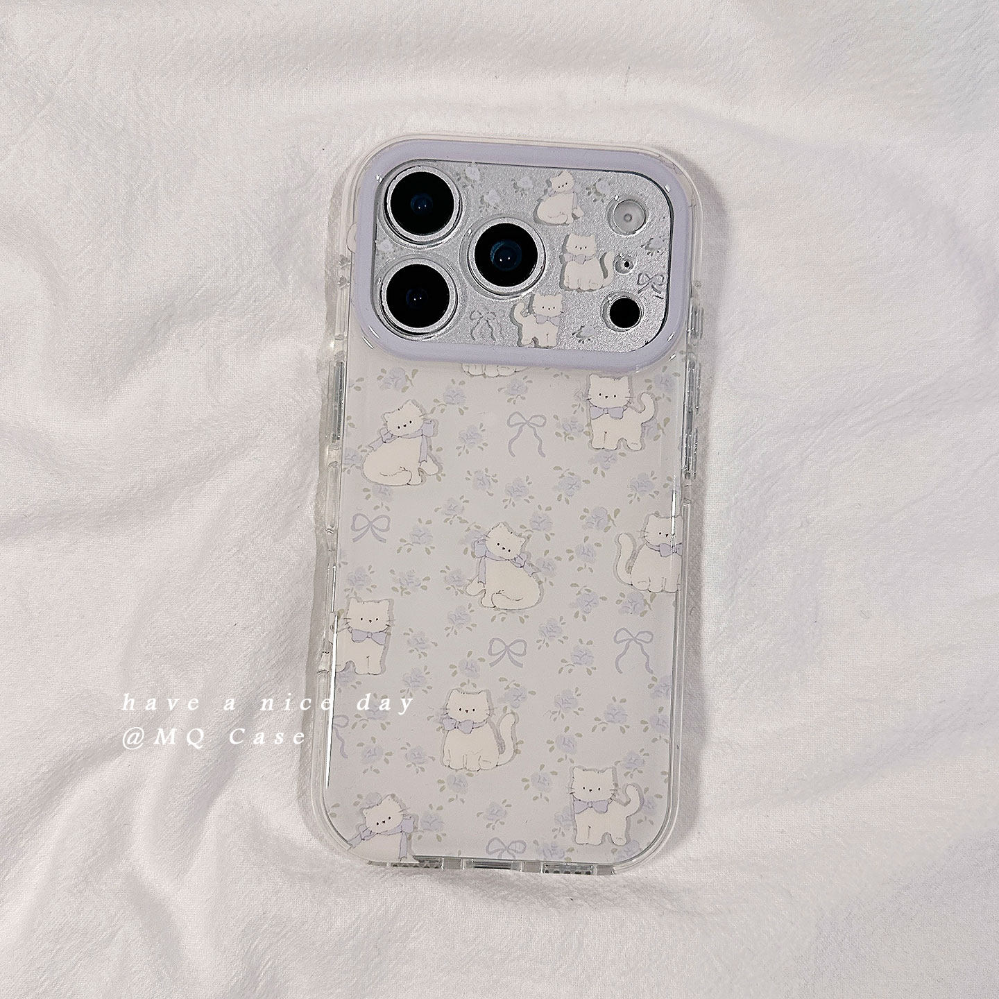ins少女心碎花小猫咪适用苹果17手机壳iPhone17Promax新款16高级感15保护套硅胶防摔镜头全包创意女款软气囊p