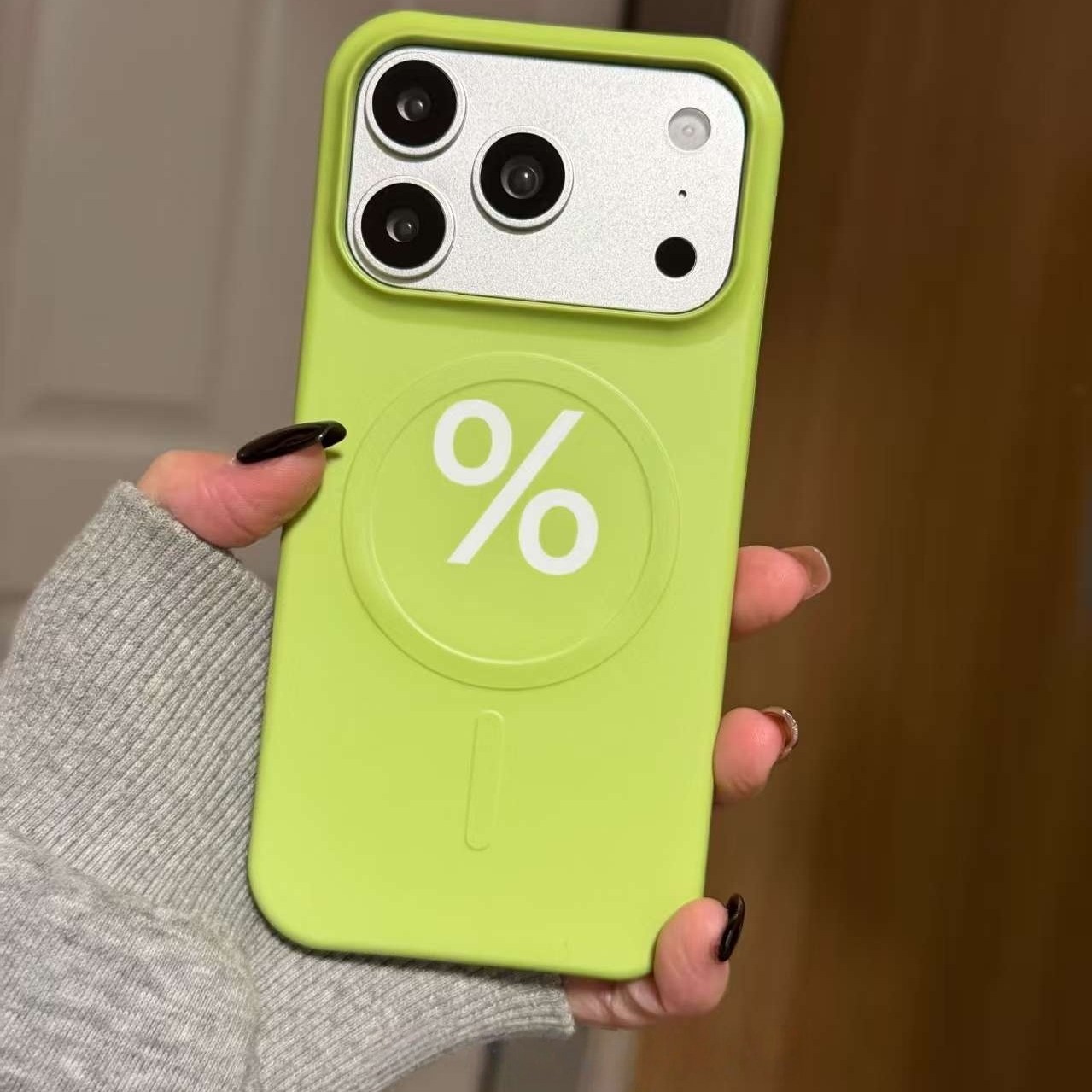 荧光绿根号菲林半包支架适用iPhone17promax手机壳15新款17pro网红女款13创意全包防摔16pro超好看17保护套