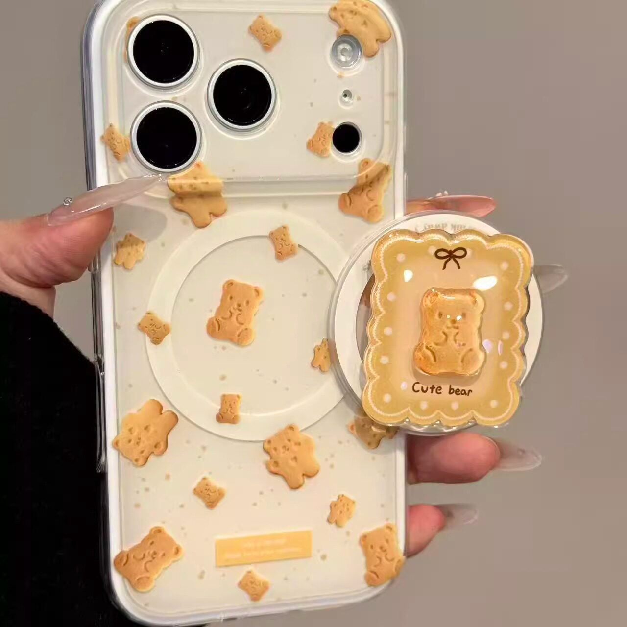 可爱奶萌小熊饼干适用iPhone17promax手机壳15新款17pro网红女款13创意全包防摔16pro超好看17保护套