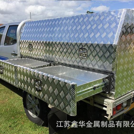 出口花纹板长方体铝合金工具箱带把手好品质铝合金工具箱定制