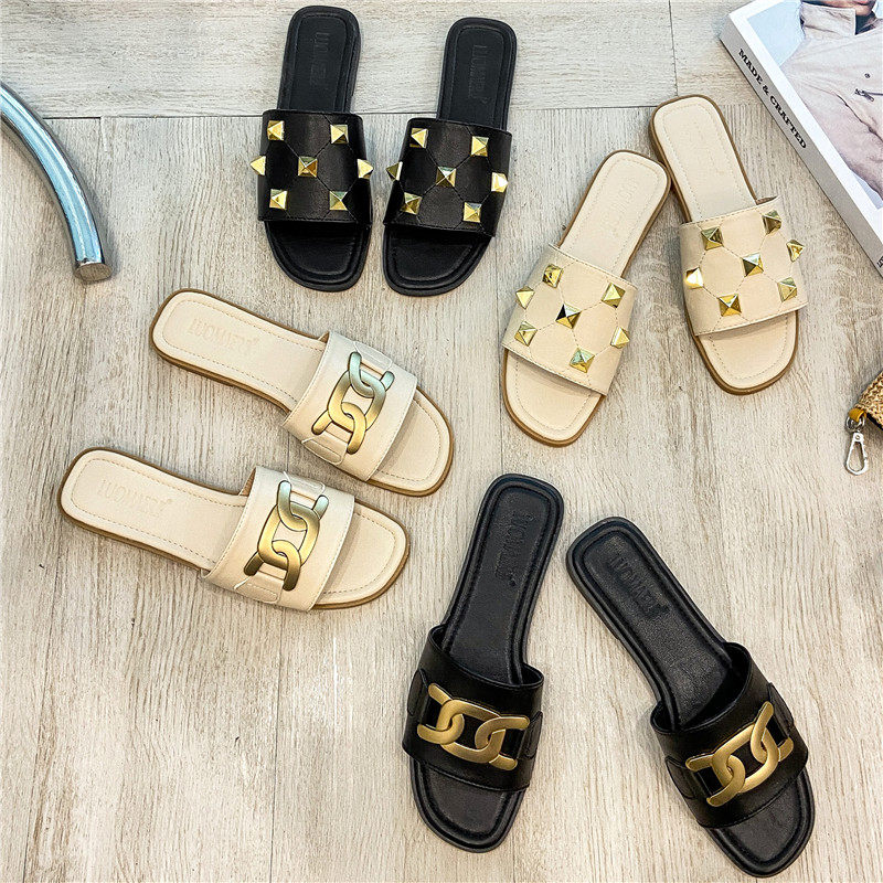 新款凉拖鞋女夏外穿时尚珍珠金属扣孕妇胖脚宽平底季钉大码41一43,女鞋,一字拖,淘宝优惠券,粉丝福利购,淘宝优惠卷
