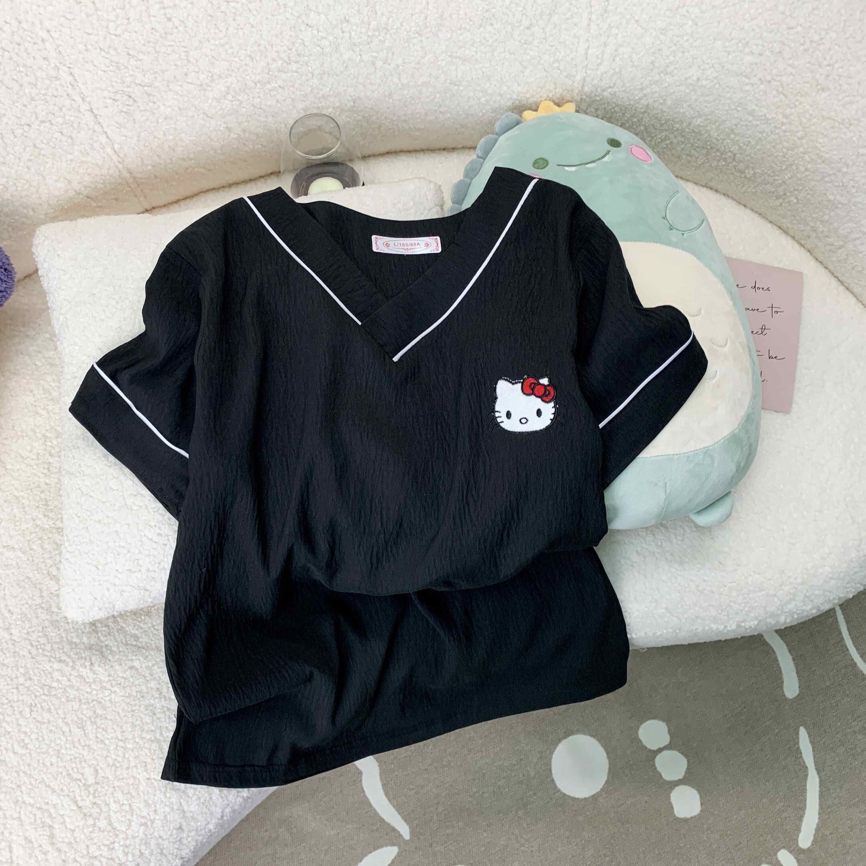 云朵棉女生短袖短裤衣服夏天女睡衣宽松套头V领家居服两件套装