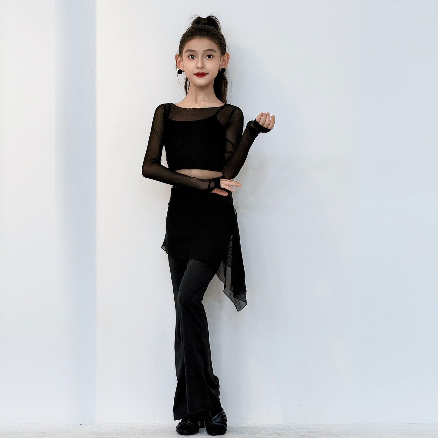 拉丁舞服女童2026新款秋冬装高级感练功服专业儿童舞蹈服长袖裤子