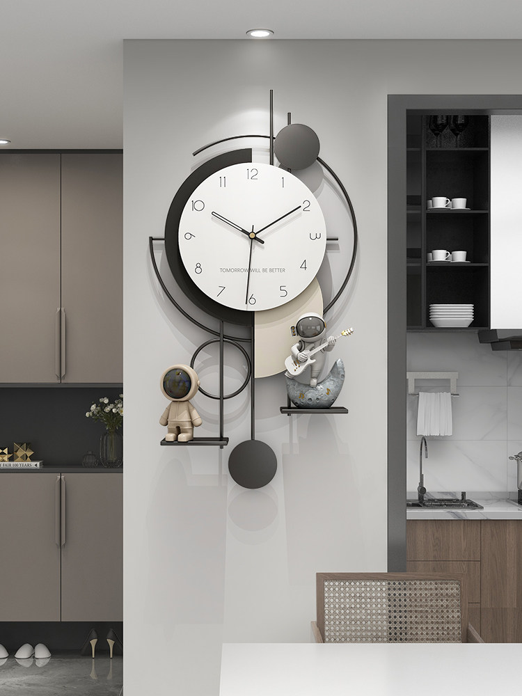 นาฬิกาสร้างสรรค์แขวนผนัง 2025 ใหม่ระดับไฮเอนด์หรูหรานาฬิกาบรรยากาศห้องนั่งเล่นนาฬิกาแขวนตกแต่งบ้านที่เรียบง่ายนาฬิกา