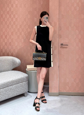 梵音家一眼爱上！新品 25ss 星星扣复古学院针织连衣裙