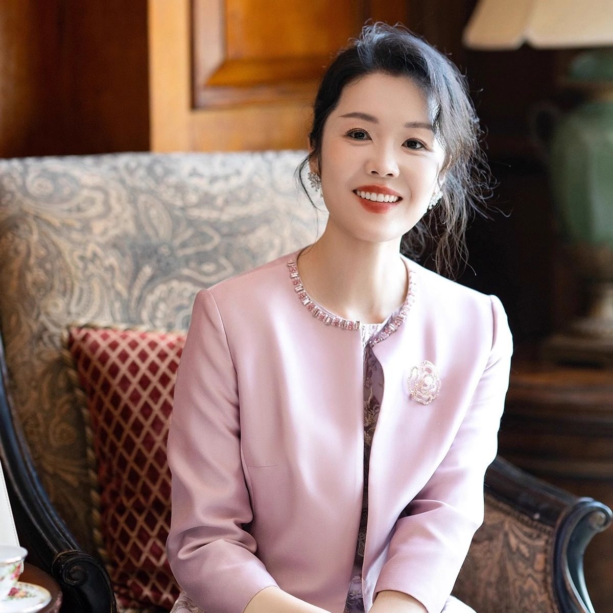 紫色喜婆婆婚宴装2026新款年轻妈妈结婚礼服平时可穿轻奢套装旗袍