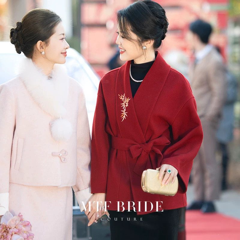 高端酒红色妈妈毛呢大衣冬季红色翻毛呢外套女短款喜婆婆婚宴礼服