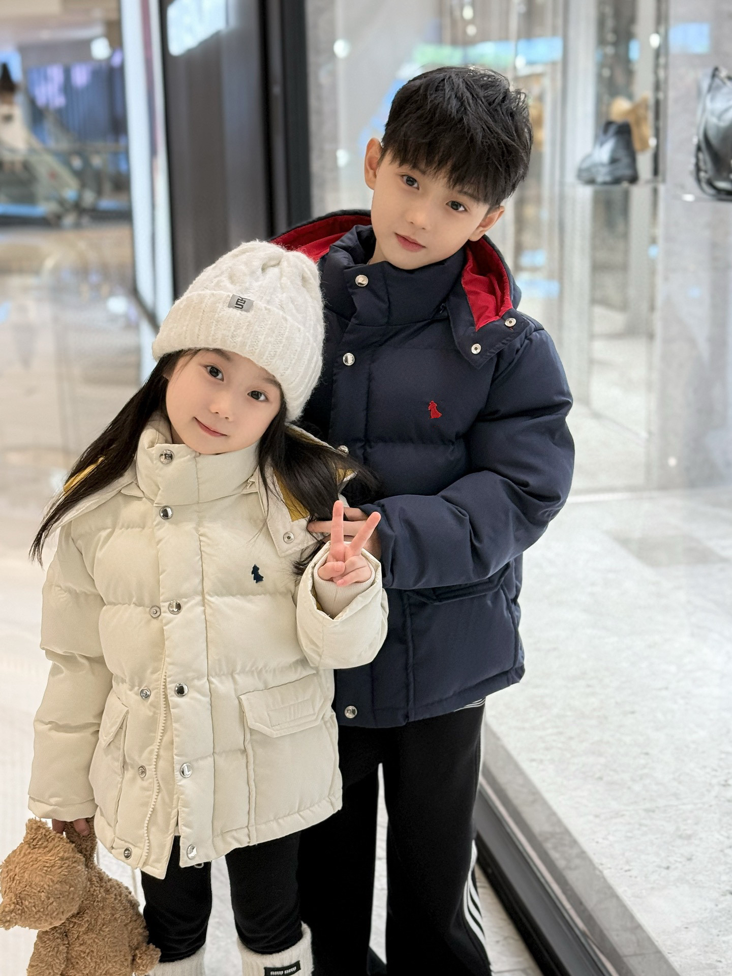 冬季新款童装小马刺绣儿童可拆卸连帽棉服男女童保暖棉袄外套撞色