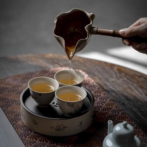 粗陶莲花侧把公道杯陶瓷复古匀杯功夫茶具茶道配件家用茶海分茶器