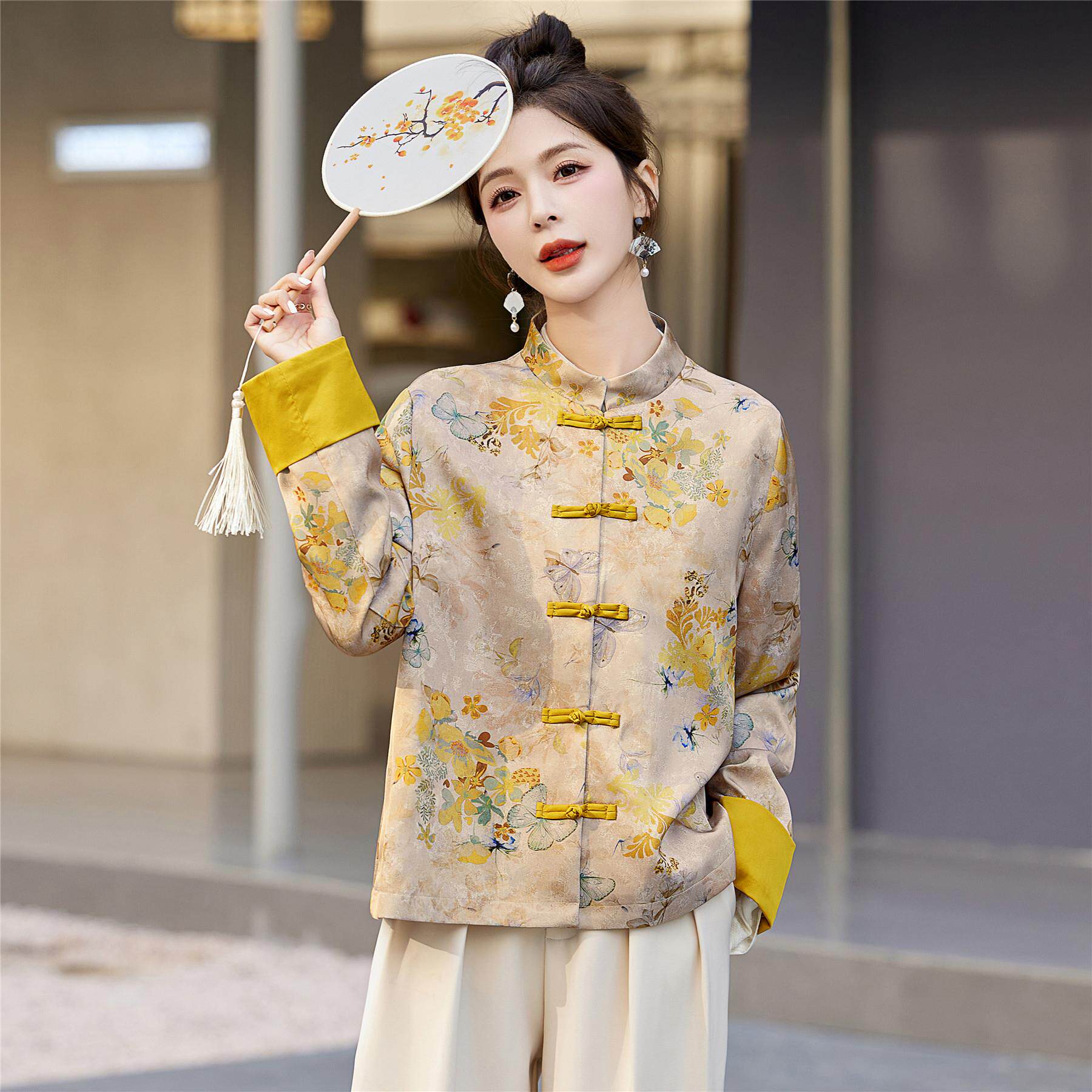 新中式国风复古盘扣衬衫外套女2026春秋新款香云纱桑蚕丝黄色上衣