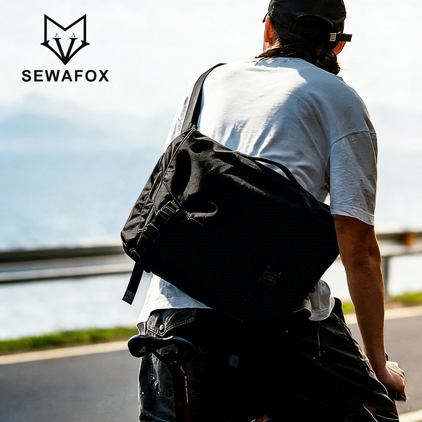 斜挎包男运动骑行邮差包电脑包休闲通勤男包大容量防水旅行单肩包