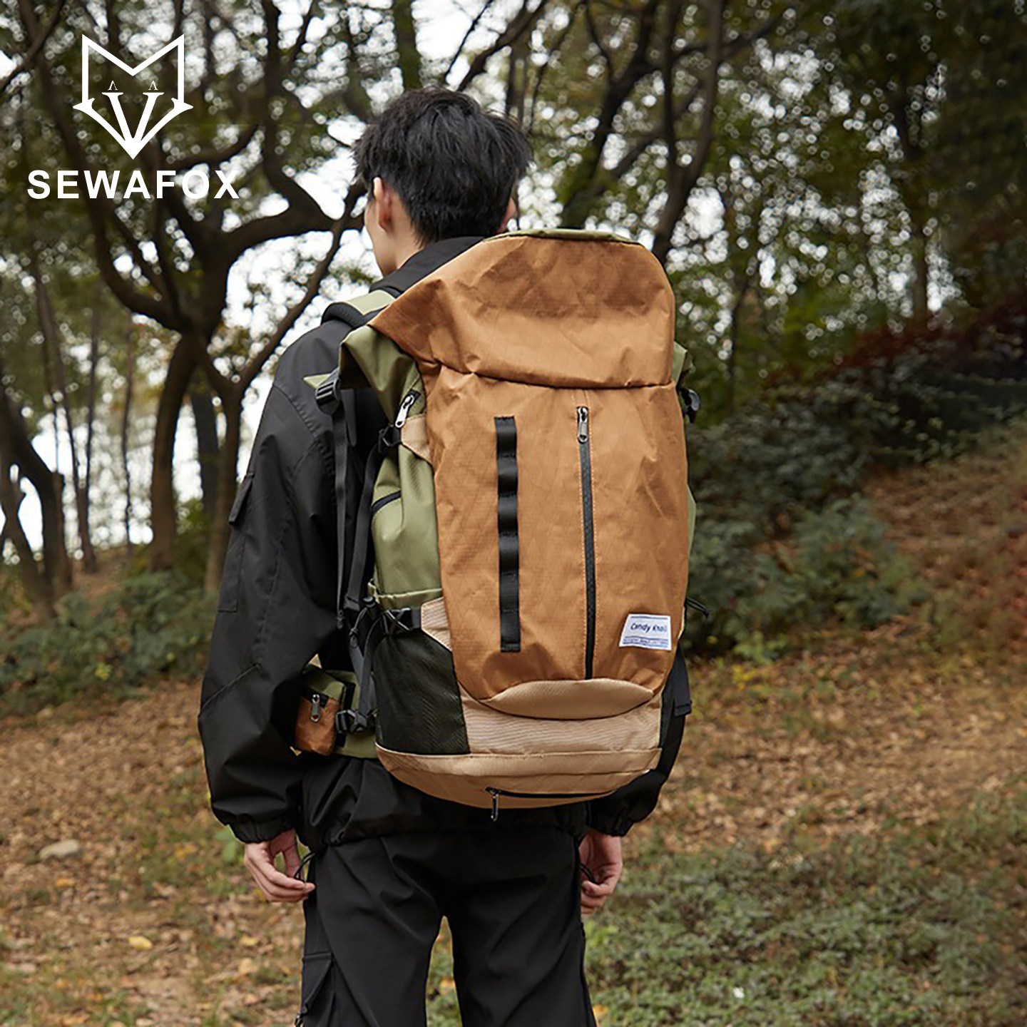 户外登山包轻量化旅行背包露营轻便徒步包轻便防泼水多功能双肩包