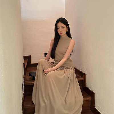 爱姐ELSISSI2025秋季新款休闲显