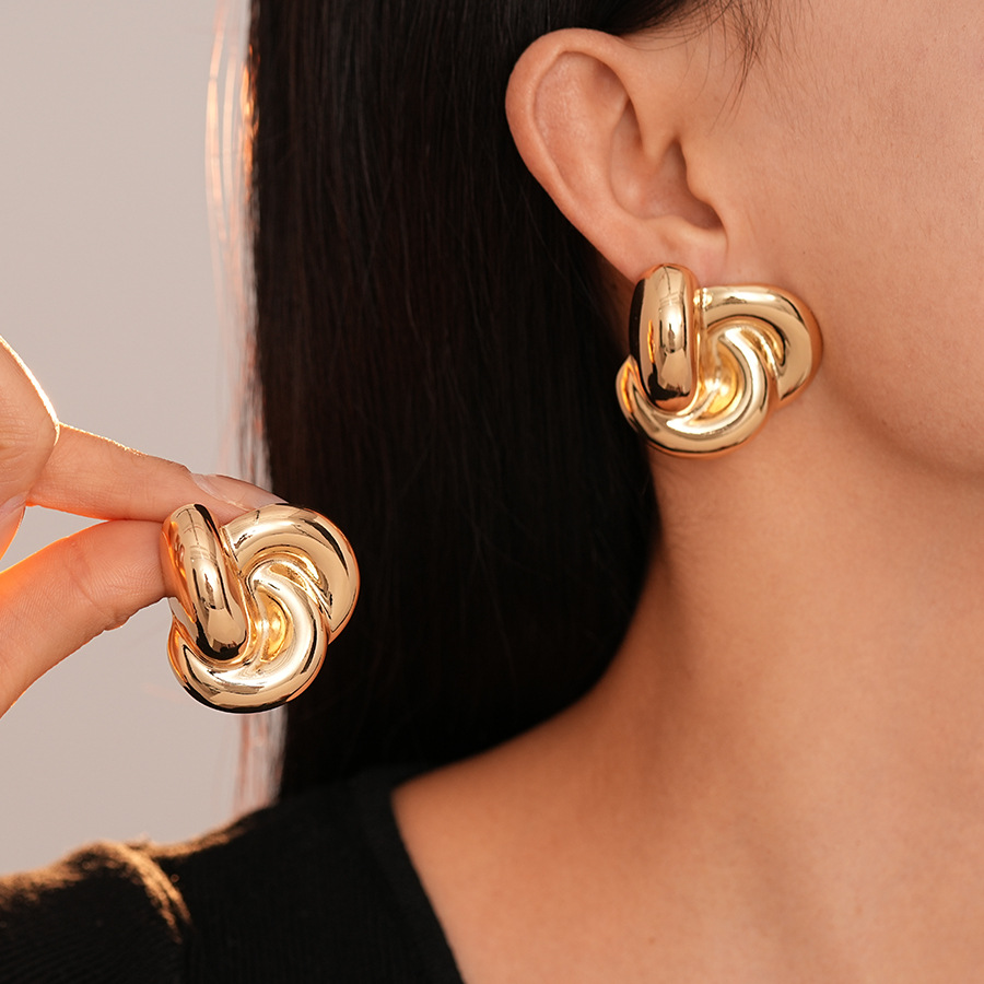 欧美重工金属感打结银针耳钉耳环