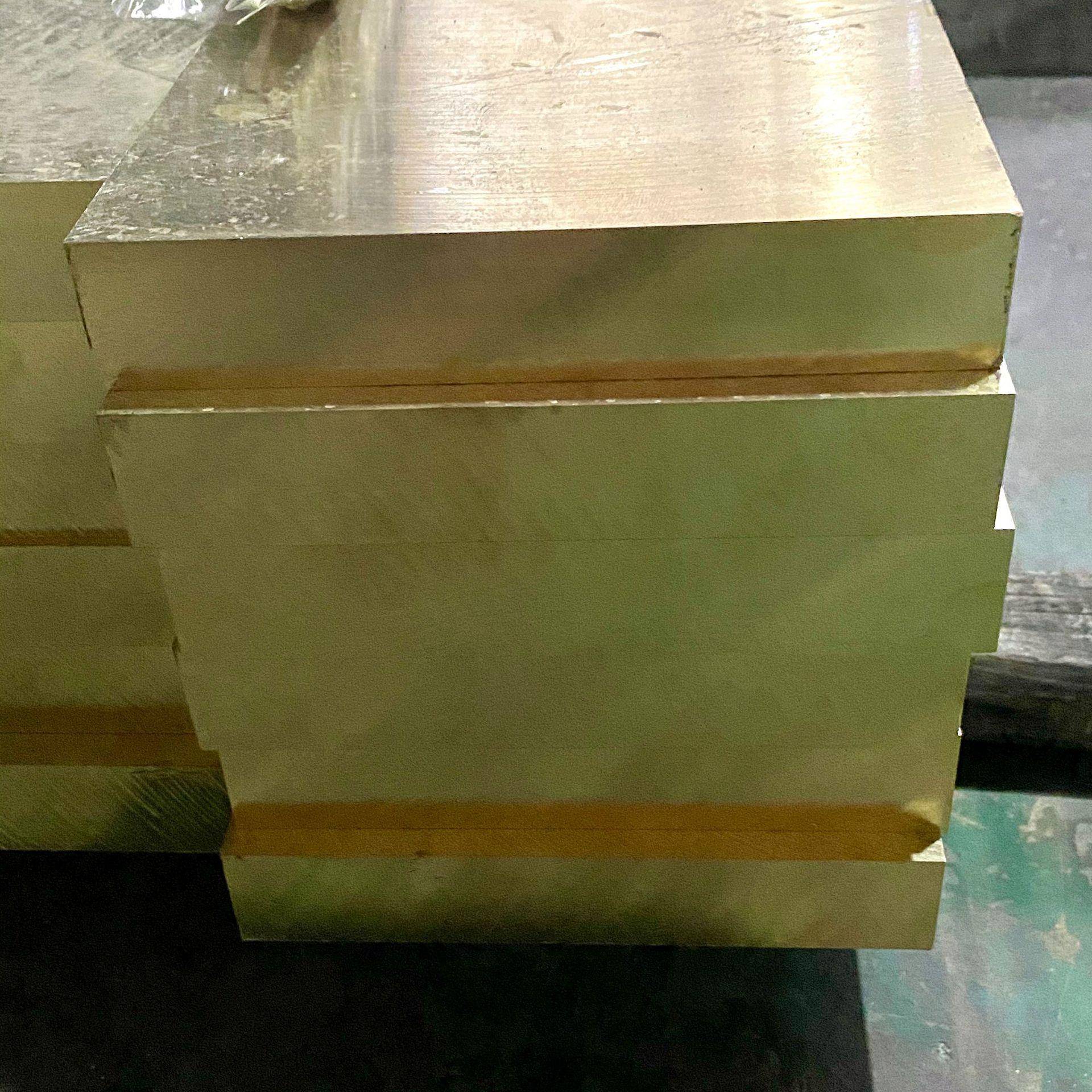 供应CuZn39Pb2黄铜棒C3710黄铜板棒管块锭线圆柱条料排量大优惠