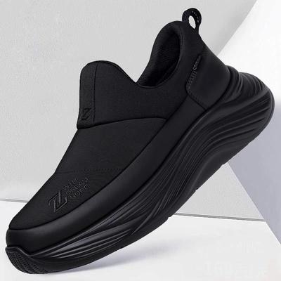 男鞋2025冬季新款加绒保暖运动鞋男士轻便厚底增高一脚蹬休闲鞋子