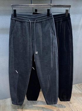 特大码雪尼尔卫裤男士秋冬加绒休闲裤潮牌宽松束脚运动裤子300斤