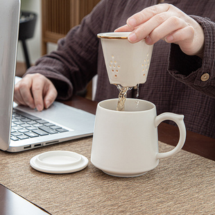 姓氏茶杯茶水分离陶瓷马克杯带盖过滤办公室泡茶杯子刻字定制logo