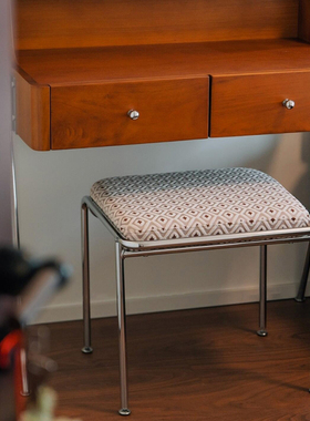 北欧简约风软包矮凳小户型客厅家用换鞋凳卧室韩系化妆小方凳餐凳