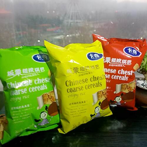 卡奇板栗粗粮锅巴网红零食麻辣咸蛋黄多口味休闲食品一整箱