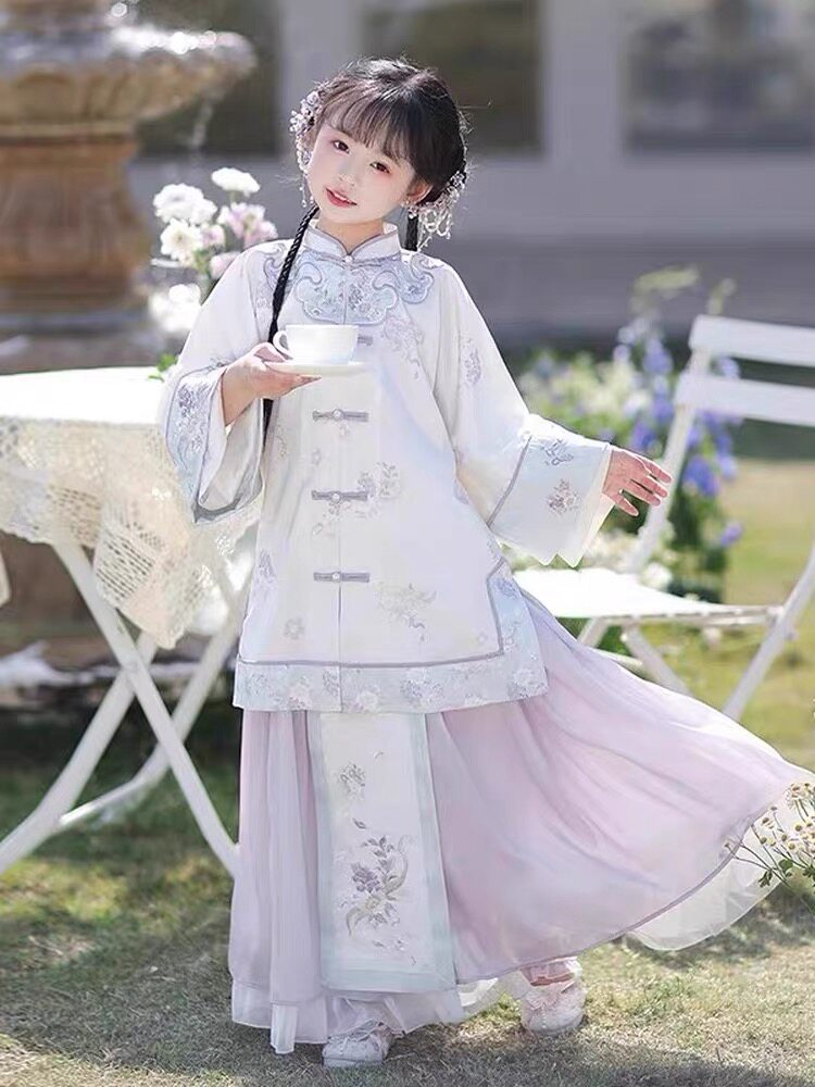紫色女童明制马面裙汉服