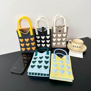 高端手机专用小挎包爱心手机包多巴胺百搭针织包韩版时尚斜挎单肩