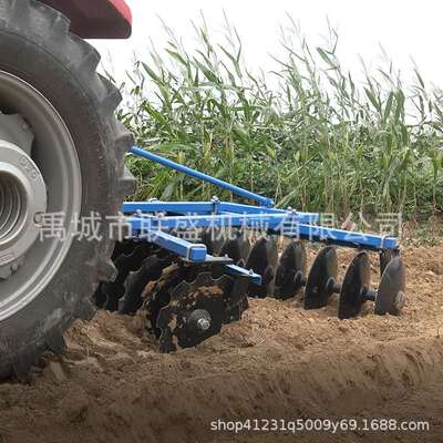 1BJX disc harrow偏置对置牵引悬挂式新型圆盘耙除草碎土联合整地
