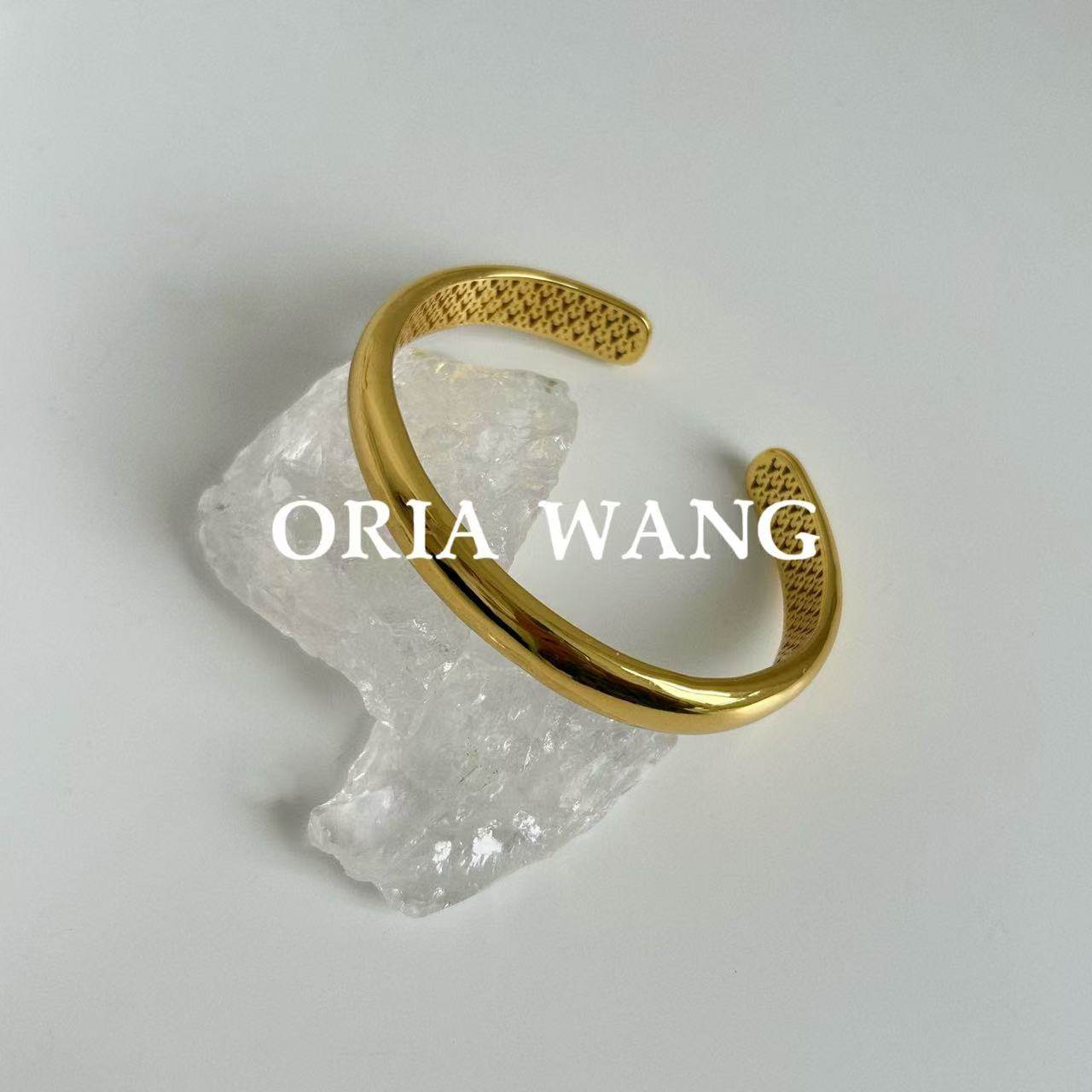 韩国简约宽体哑光金戒指