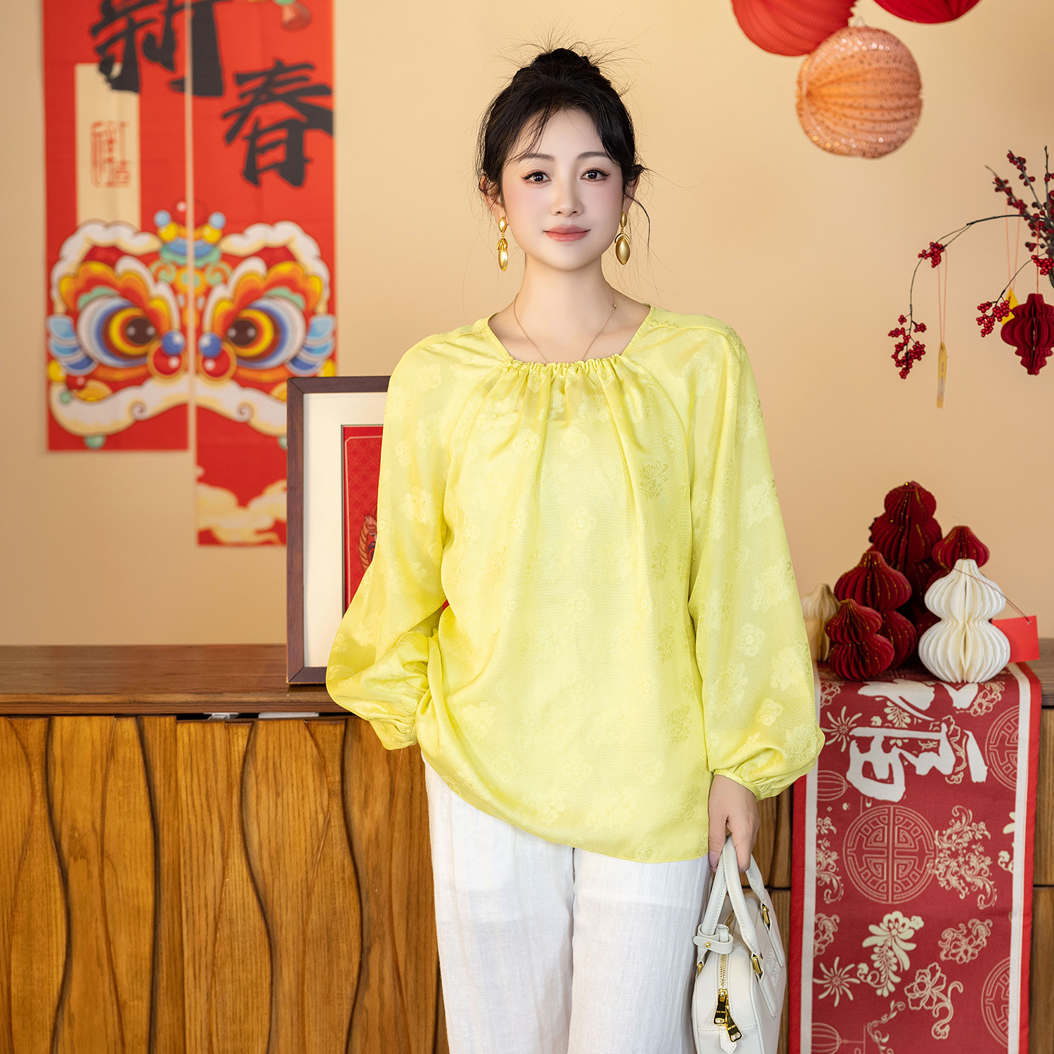 华裳格新中式重工织造二经绞罗桑蚕丝圆领灯笼袖宽松上衣HS1419