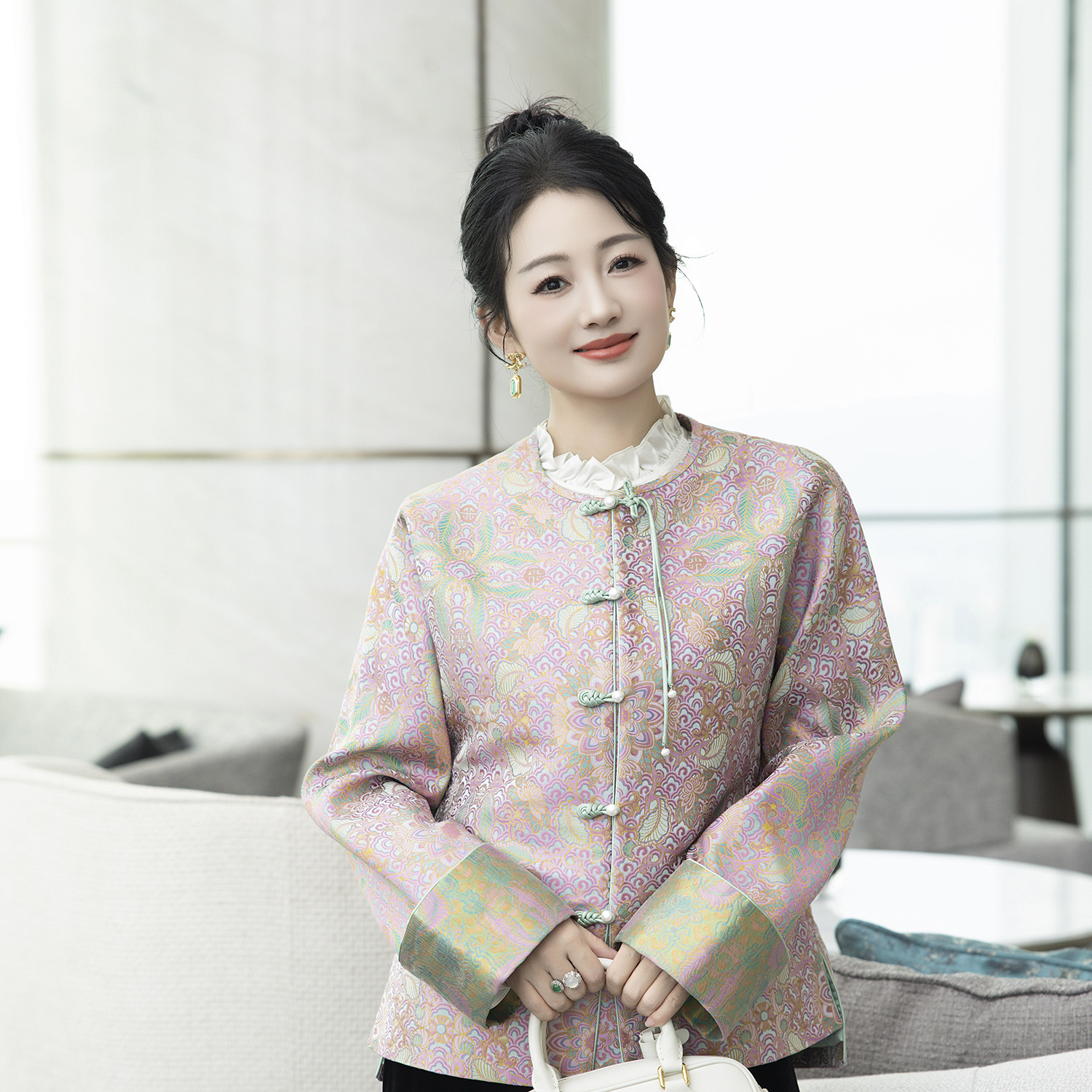 华裳格新中式钱小萍织金彩鳞宝相花正品宋锦圆领对花外套 HS258
