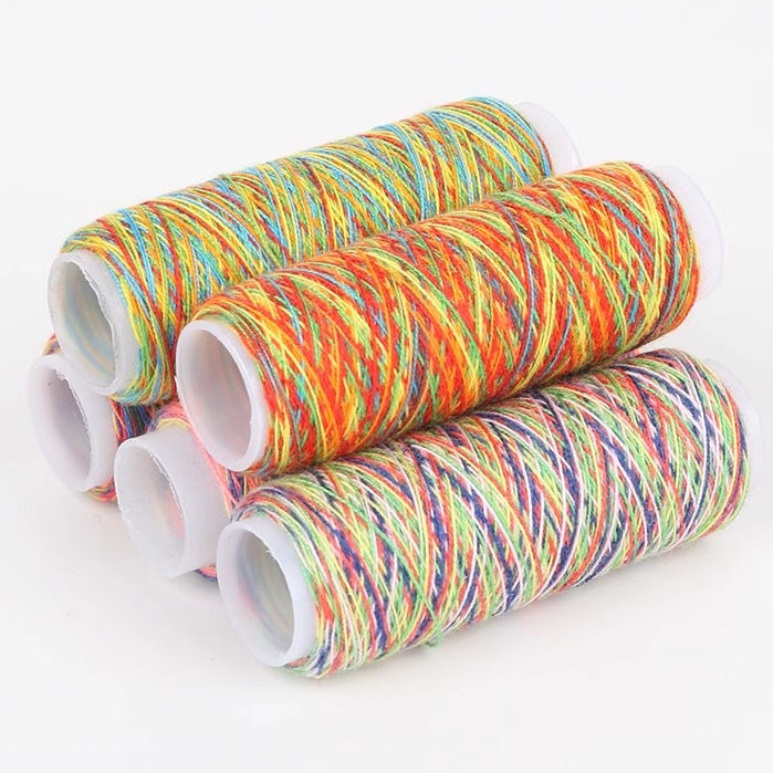 2025新款七彩渐变彩色细缝纫线小卷彩虹多色缝衣线402s家用绣花线