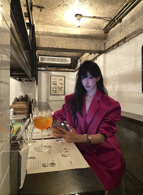 Se flatter 玫红紫光泽感大垫肩醋酸缎长袖西装外套重磅高品质