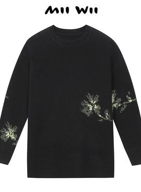 【断码清仓】末未MIIWII23冬黑色提黄绿花厚套头衫X234507女士