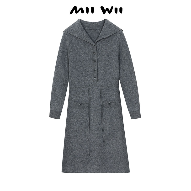 MIIWII/末·未灰色针织连衣裙