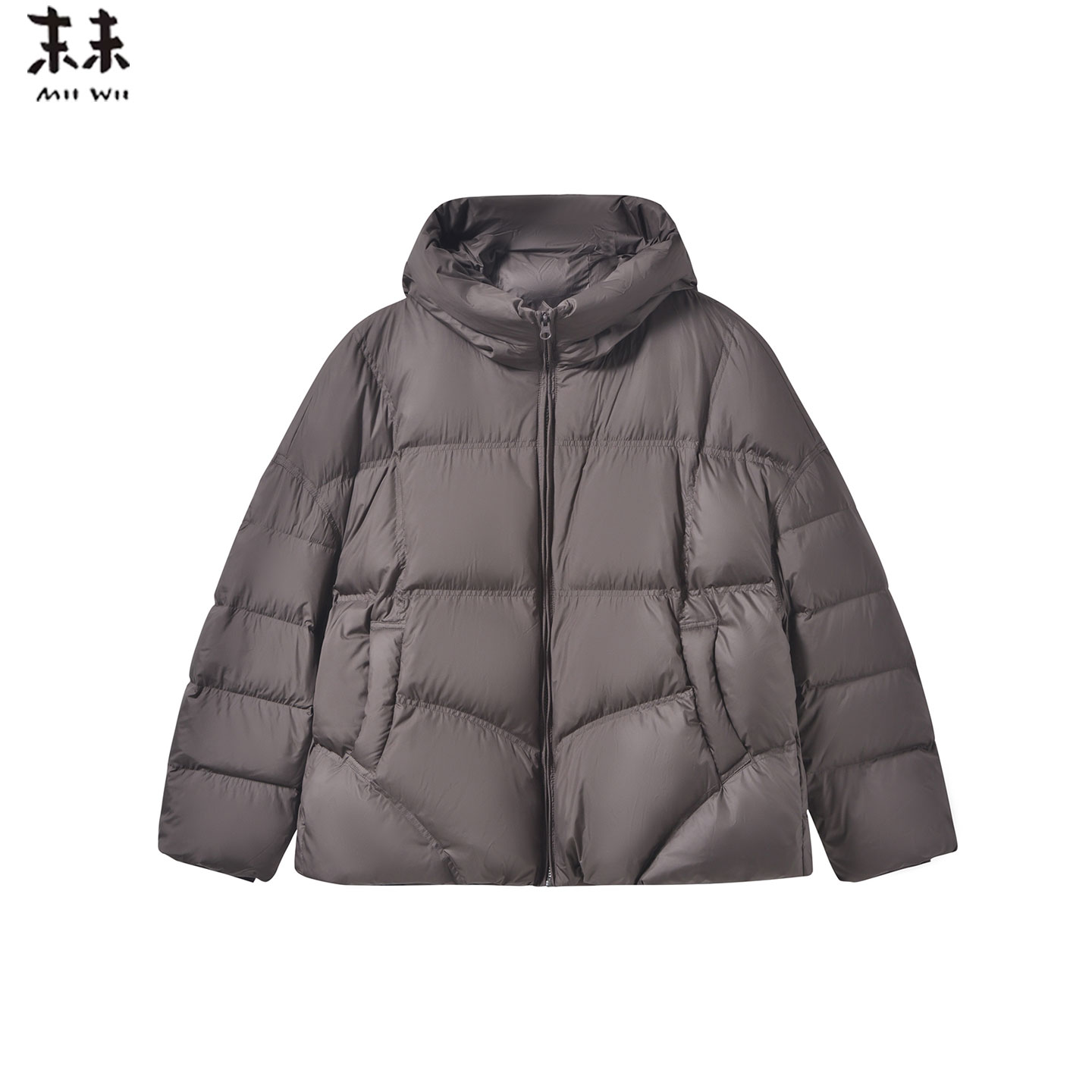 MIIWII末未25冬咖色连帽百搭保暖外套几何绗线羽绒服女R254428