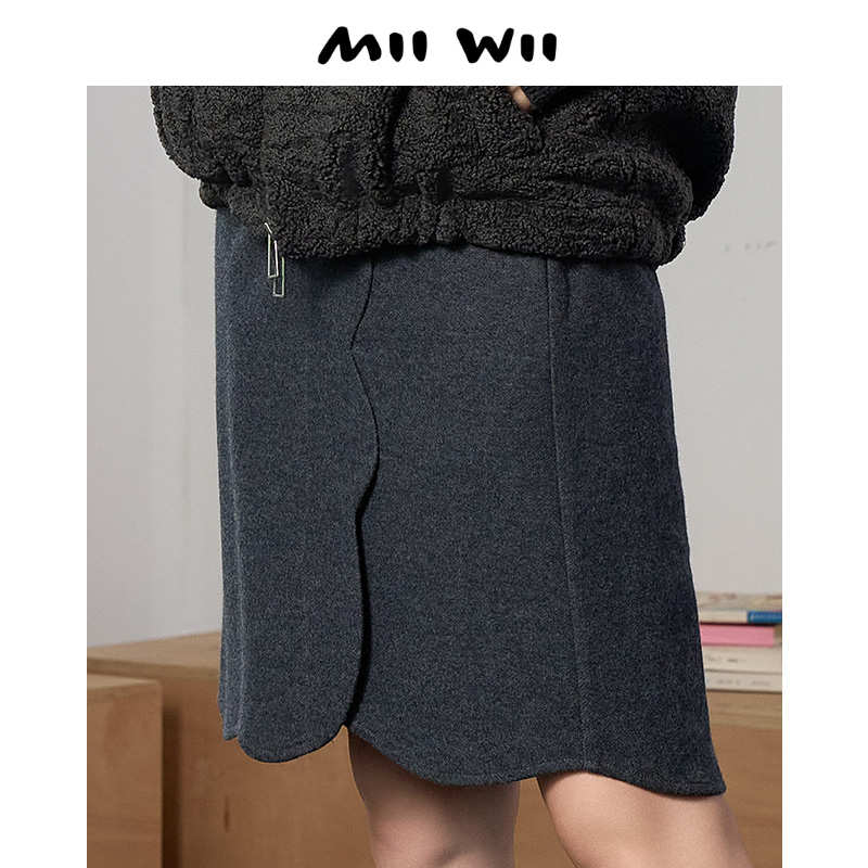 MIIWII/末·未深灰色短包裙