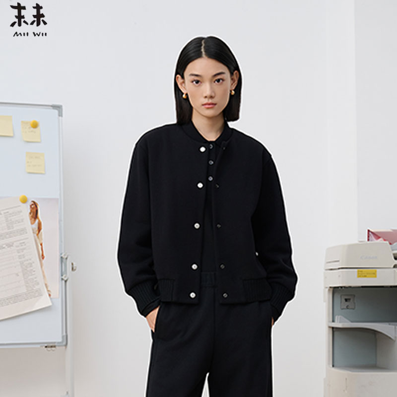 MIIWII末未25冬黑色圆领百搭显瘦短款设计感廓形外套女W254106