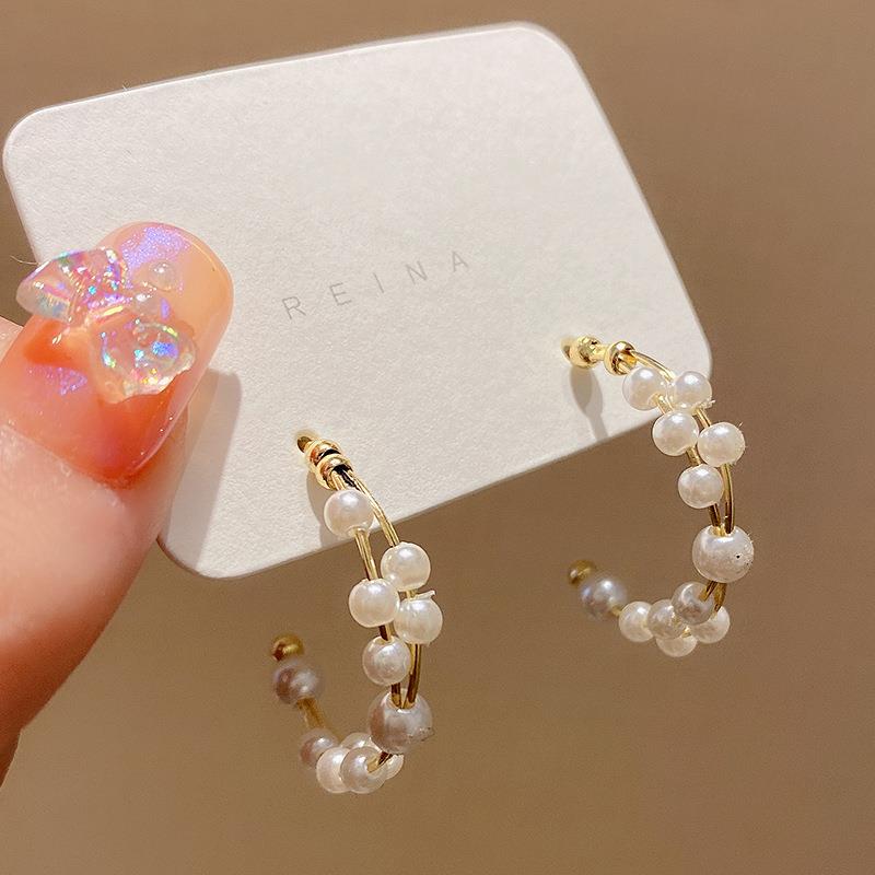 Vintage French Style C- shaped Pearl Earrings Women