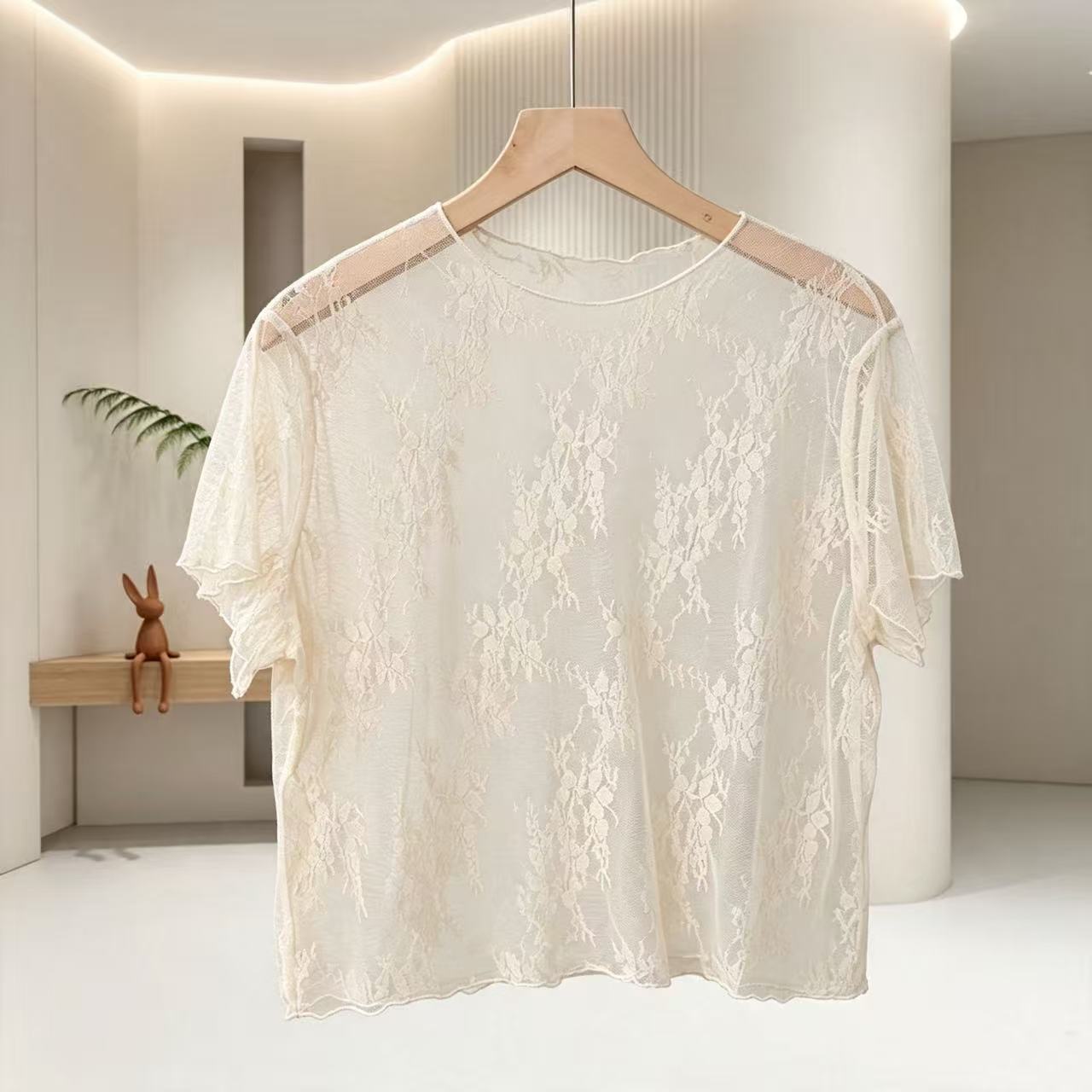夏季轻奢提花蕾丝短袖修身打底衫