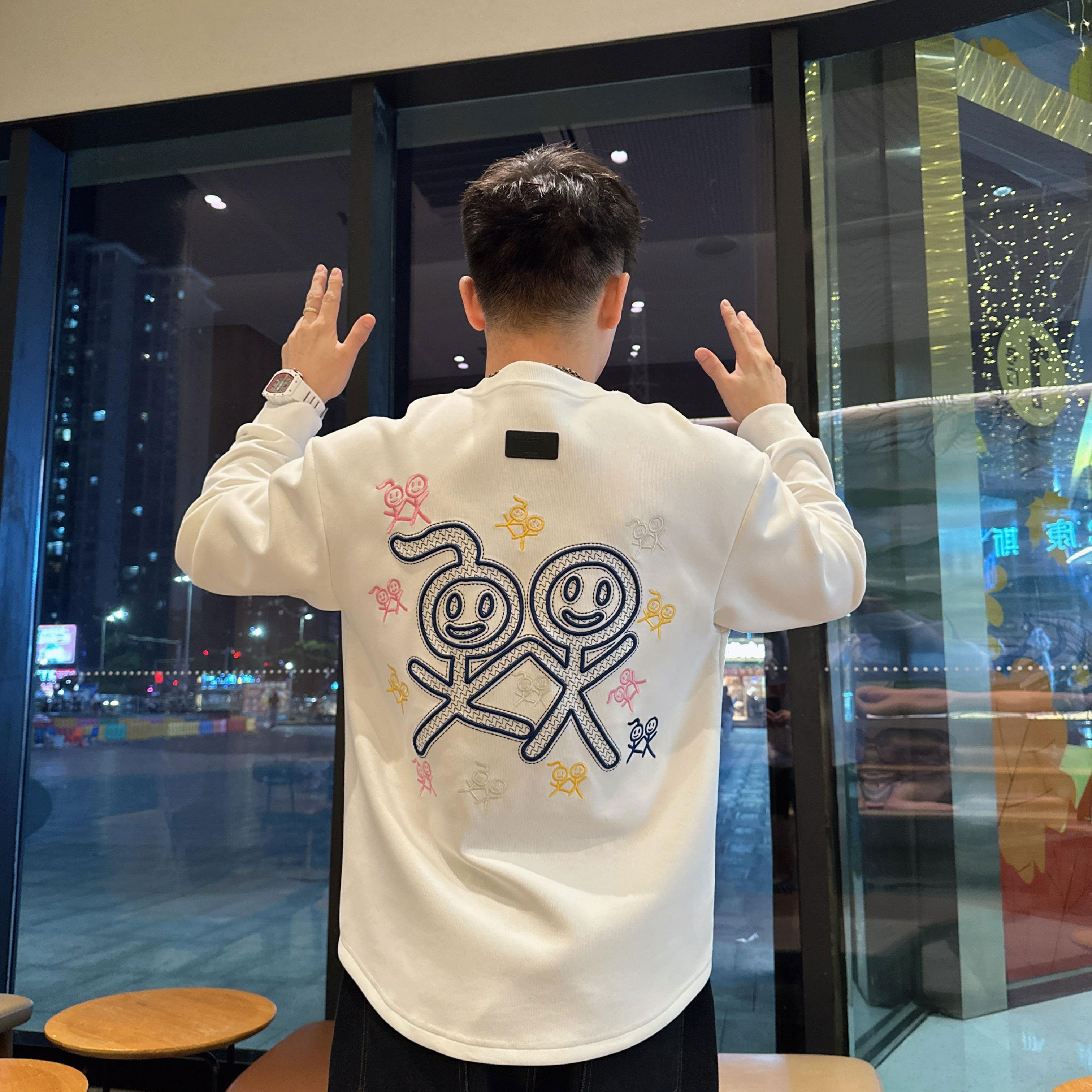 小火柴人笑脸刺绣男士卫衣