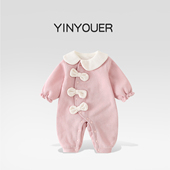 婴儿秋冬衣服百天女宝宝深秋加绒连体衣超萌公主幼儿外出爬服冬季