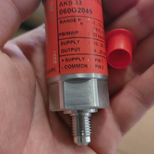 议价丹佛斯AKS33传感器丹佛斯传感器AKS33 060G2可维修